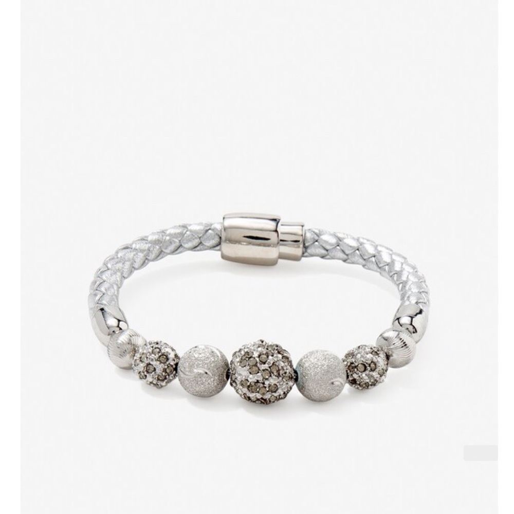NWT chicos silver beaded bracelet